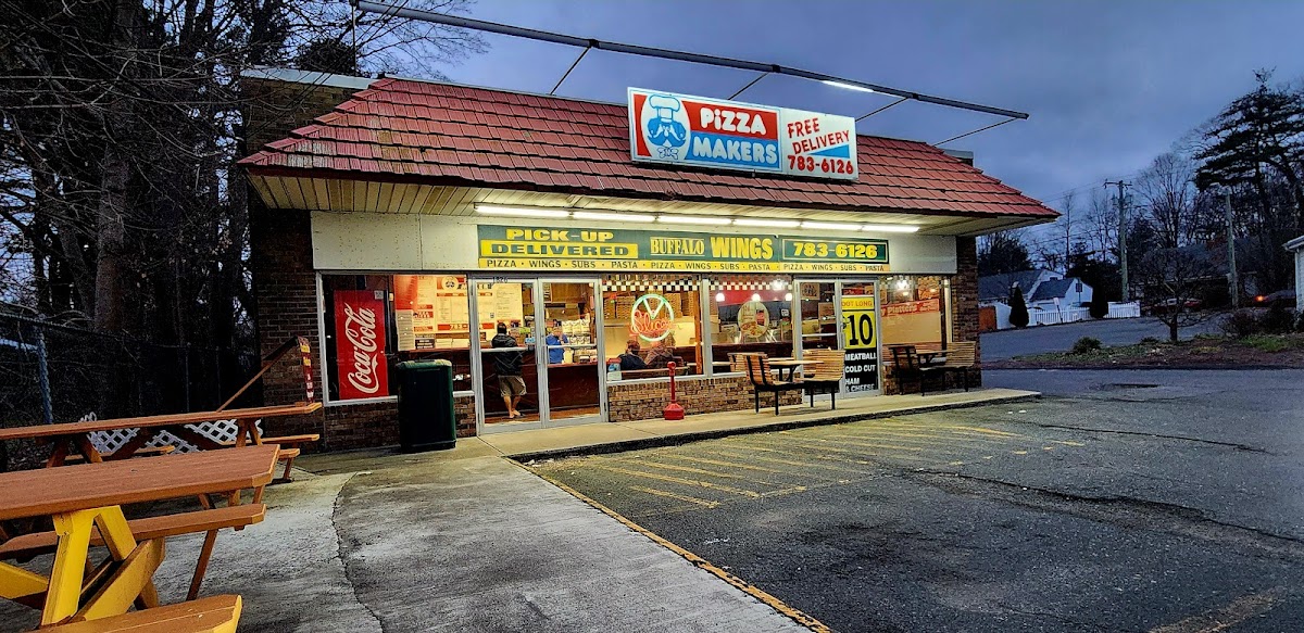 Pizza Makers